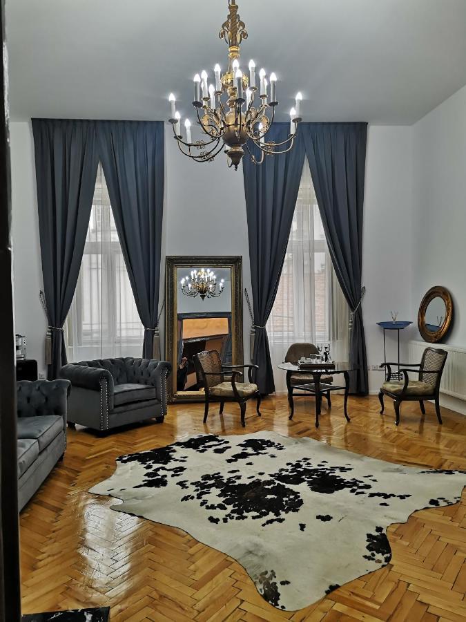 Mansion Josephina Cluj-Napoca Exterior foto